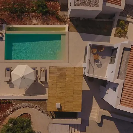 Sophia-private Sea Access Marantochori