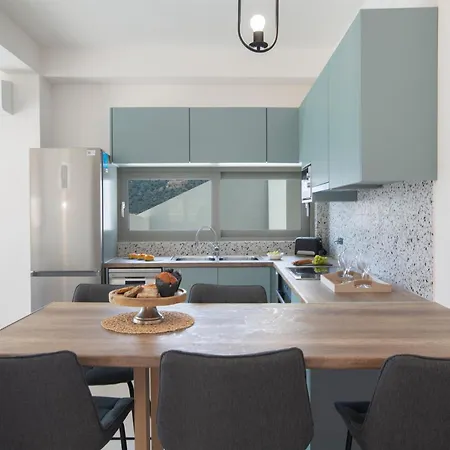 Sophia-private Sea Access Marandokhórion